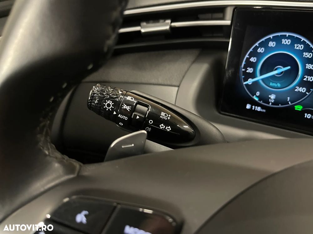 Hyundai Tucson 1.6 T-GDi HEV 2WD Advantage - 24