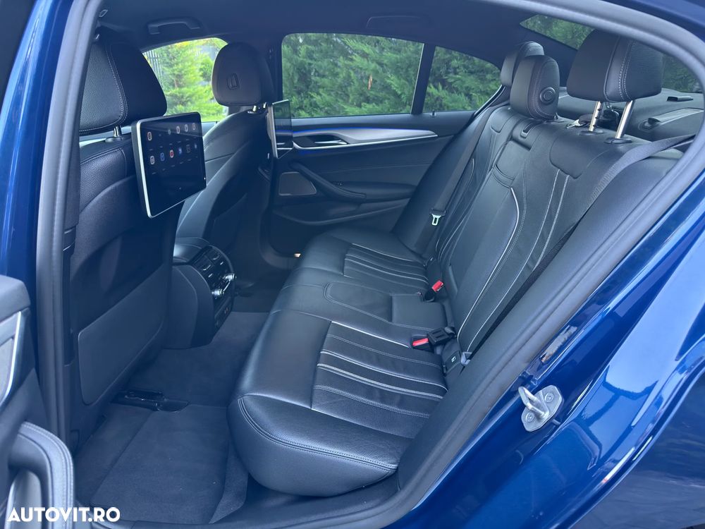 BMW Seria 5 520d Aut. M Sport Edition - 11