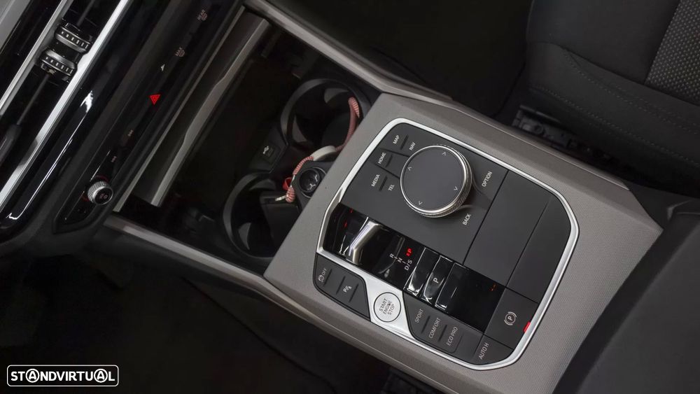 BMW 318 d Auto - 42
