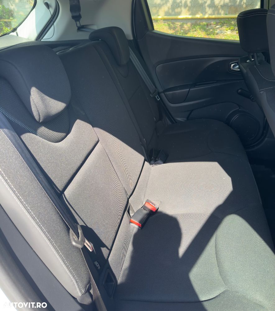 Renault Clio 1.5 Energy dCi 90 Expression - 12