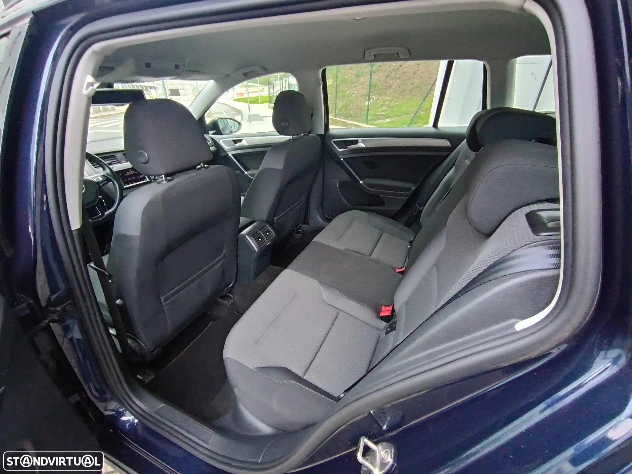 VW Golf Variant 1.6 TDi BlueMotion Confortline - 28