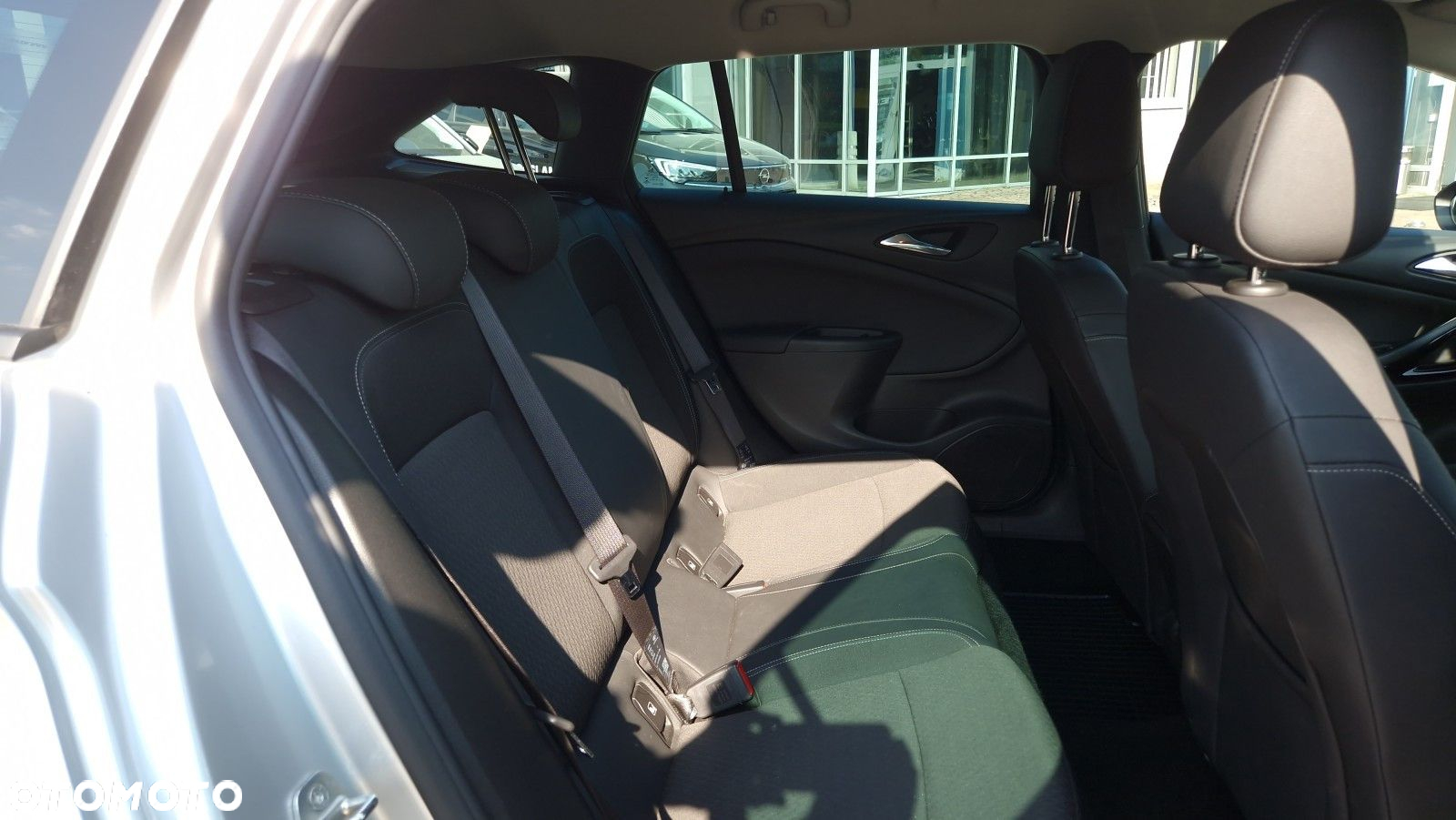 Opel Astra - 18