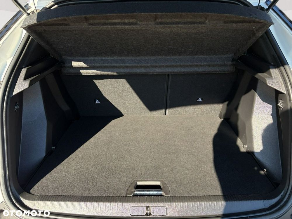 Peugeot 2008 1.2 PureTech Allure Pack S&S EAT8 - 26