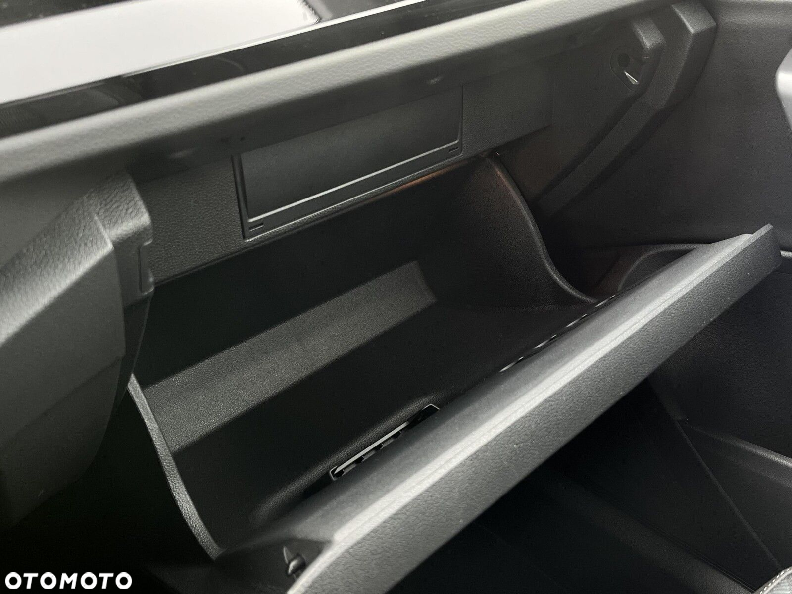 Volkswagen T-Roc - 35