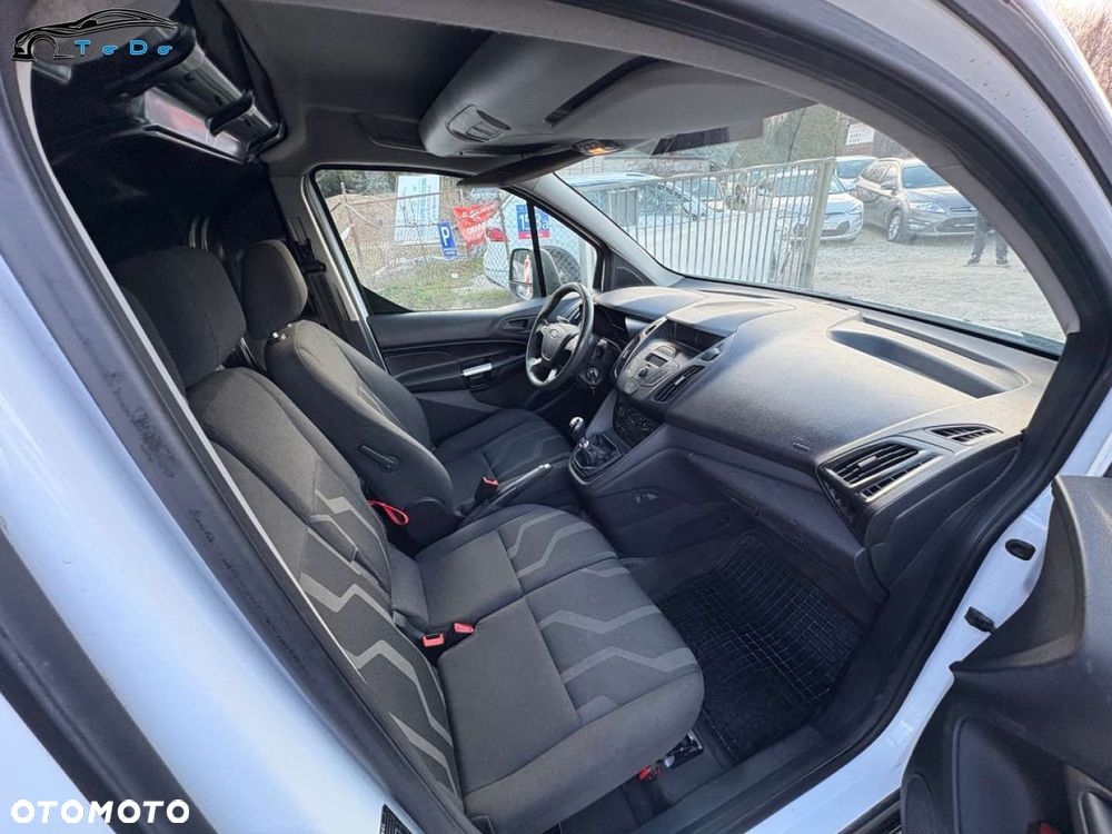 Ford Transit Connect - 18
