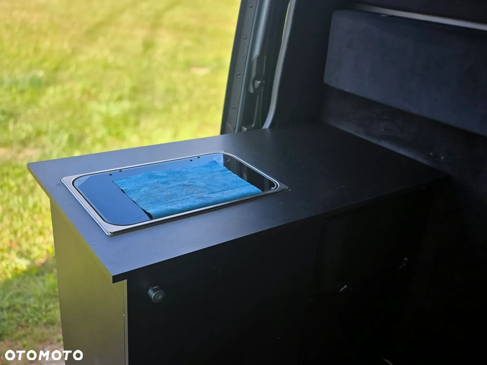 Mercedes-Benz Sprinter  319 - 4