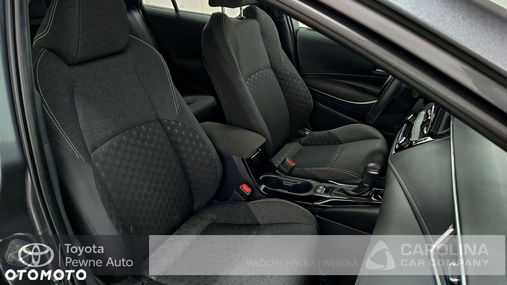 Toyota Corolla 1.8 Hybrid Comfort - 12
