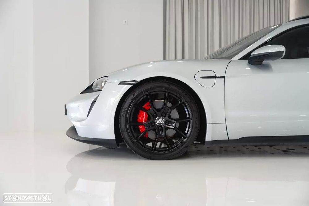 Porsche Taycan Sport Turismo 4S - 10