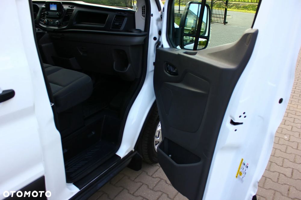 Ford TRANSIT  2.0 TDCI 130KM L2H2 BLASZAK 3 OSOBOWY - 26
