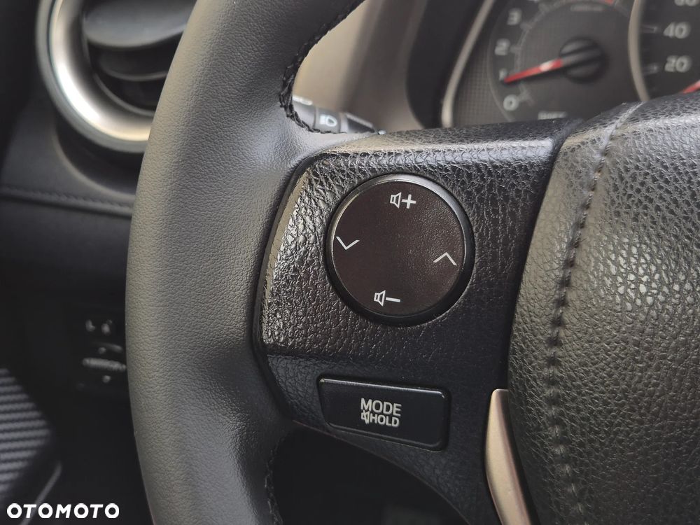 Toyota RAV4 - 13