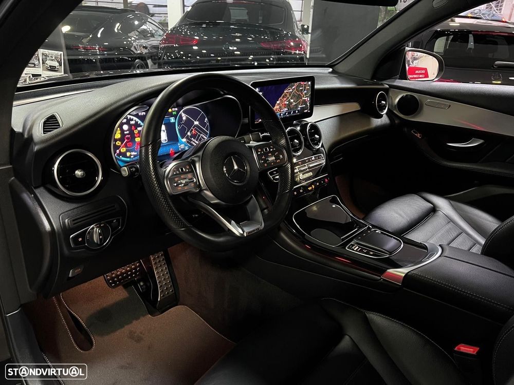 Mercedes-Benz GLC 300 e 4Matic - 30