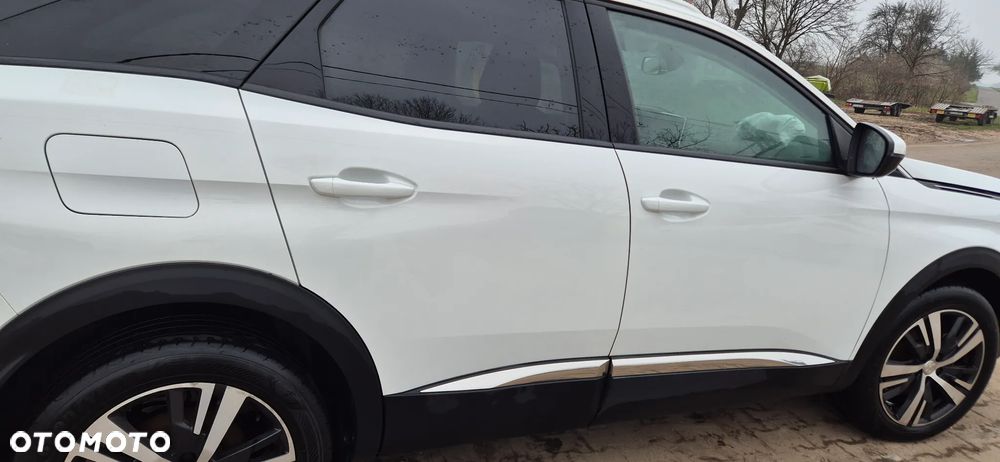 Peugeot 3008 1.2 PureTech GPF Active S&S EAT8 - 18