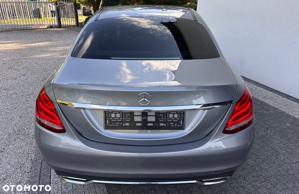 Mercedes-Benz Klasa C 180 7G-TRONIC - 13