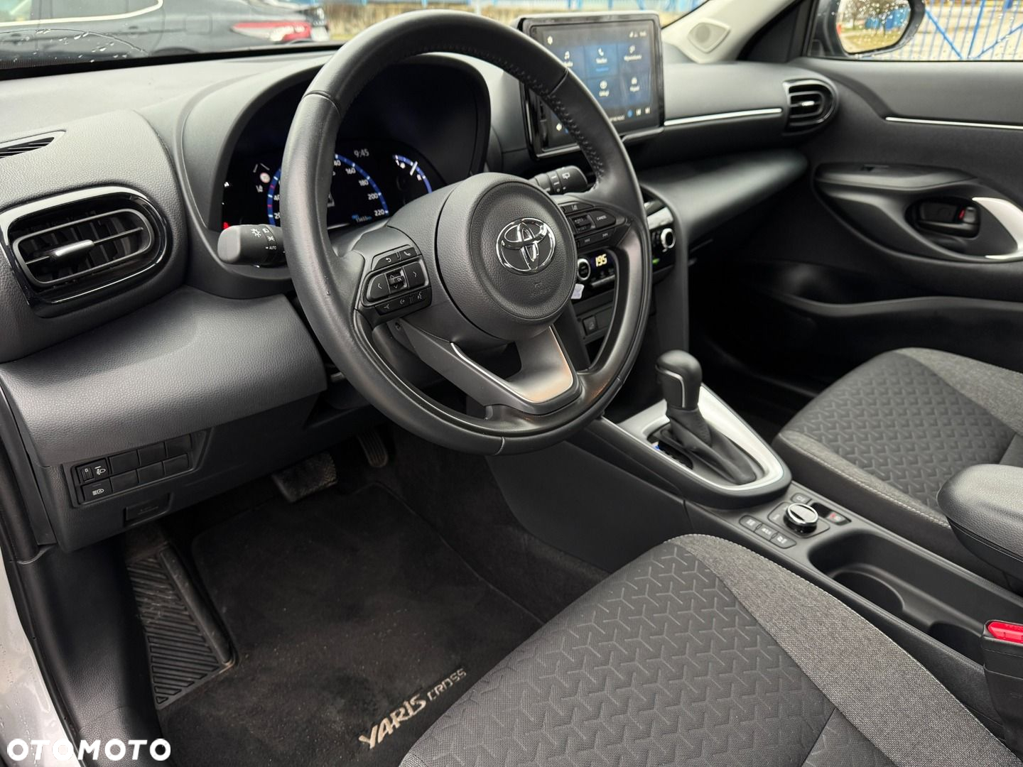 Toyota Yaris Cross - 10