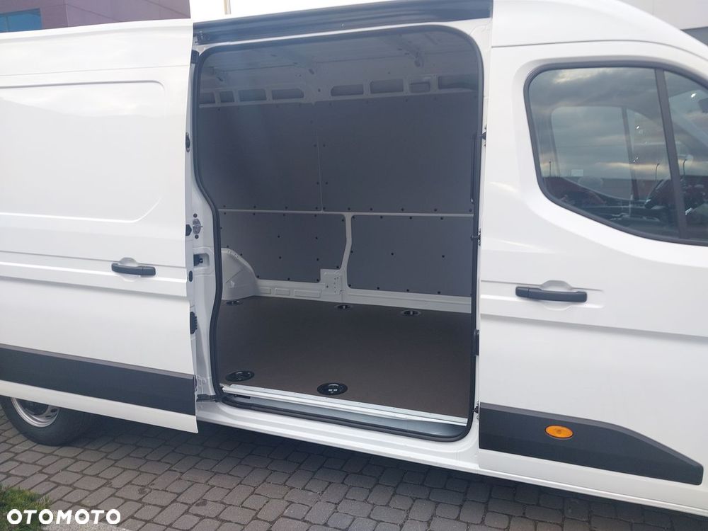 Nissan Interstar Van L3H2 Business Plus - 36