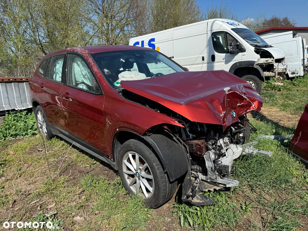 BMW X1 sDrive18i Advantage - 1