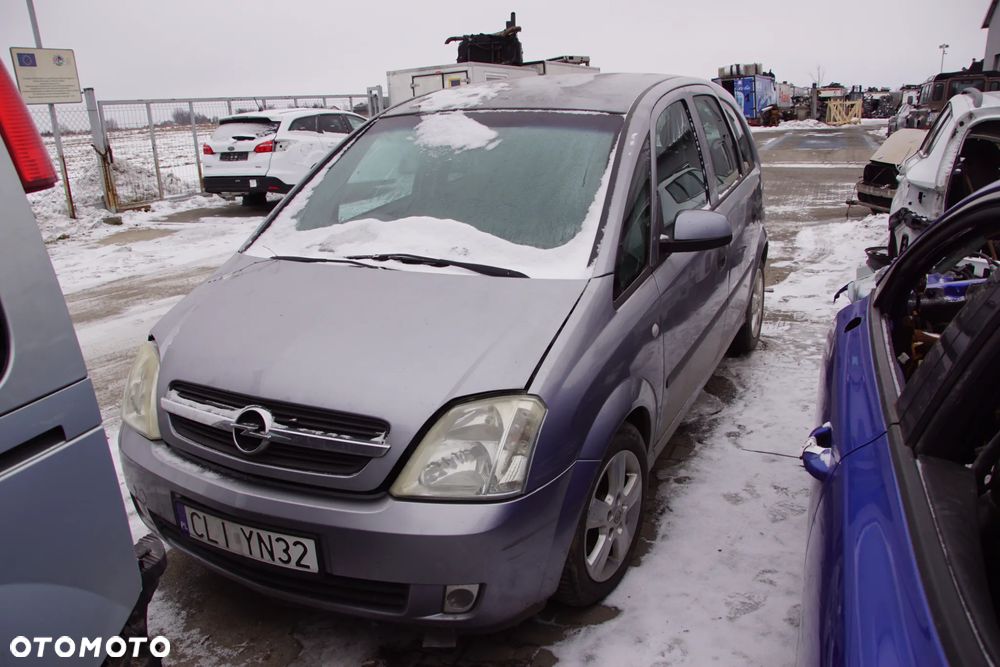 Auto na części - Opel Meriva A 1.7 CDTI 101 KM Z17DTH F23 4AU 2004R Silnik Skrzynia Drzwi Maska Zderzak Błotnik Klapa Lampa Lusterko Klamka Szyba Deska Kokpit Sterownik Moduł Czujnik Licznik Wyświetlacz Panel Kierownica - 8