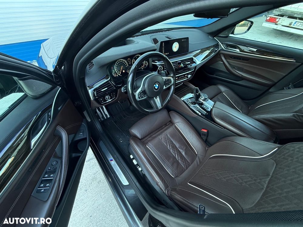 BMW Seria 5 530d xDrive Aut. - 31