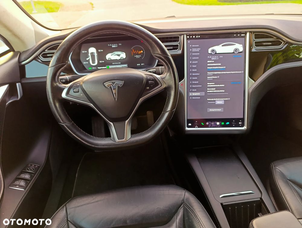 Tesla Model S Long Range Plus - 11