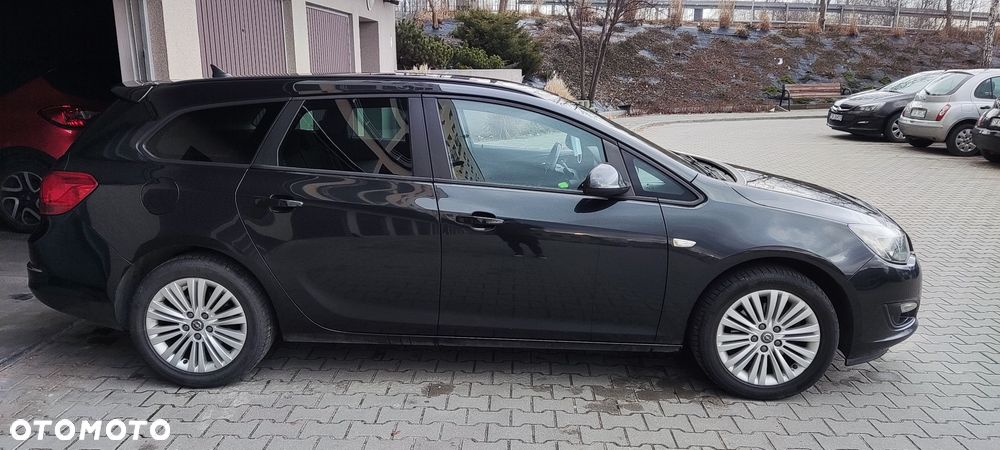 Opel Astra 1.6 CDTI Sport - 4