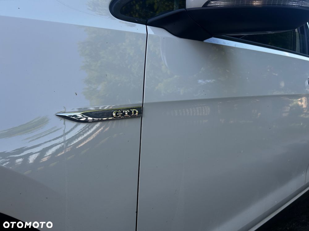 Volkswagen Golf GTD 2.0 TDI SCR DSG - 11