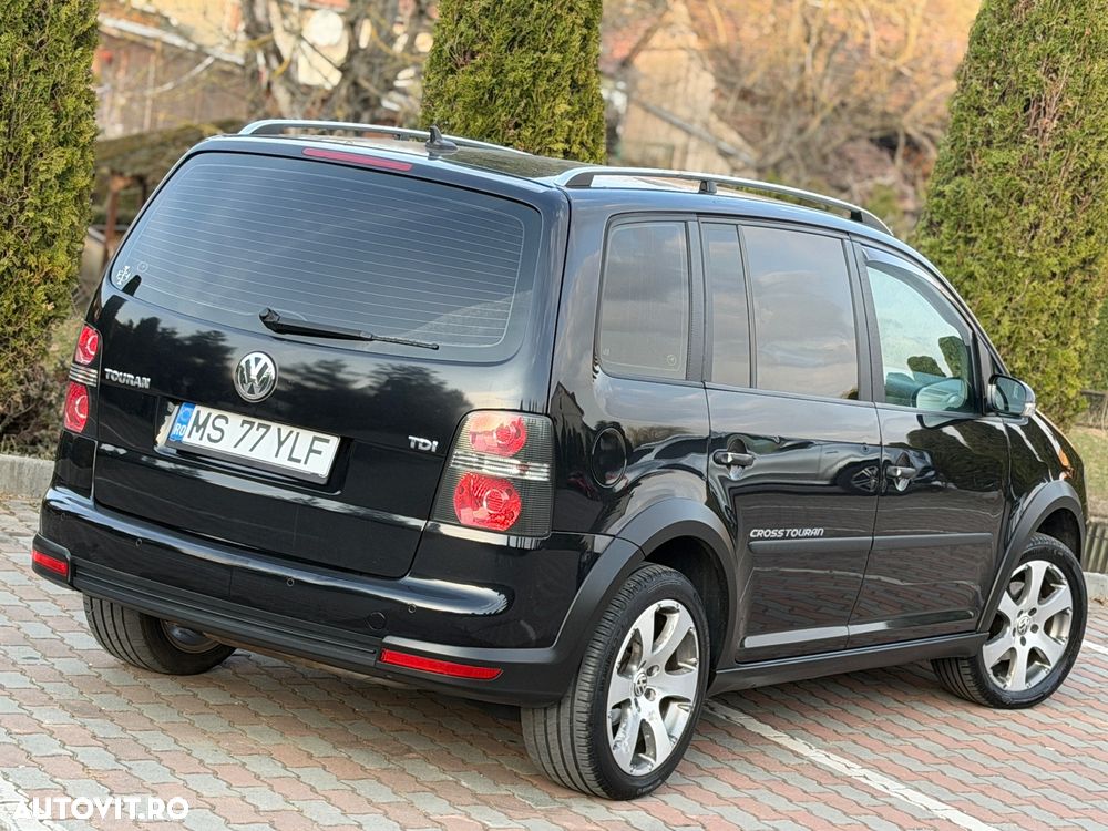 Volkswagen Touran CrossTouran 1.9 TDI DPF - 3