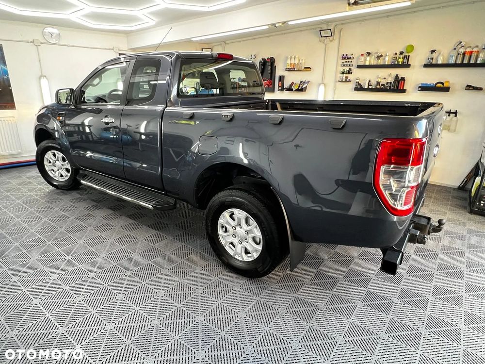 Ford Ranger XLT - 31