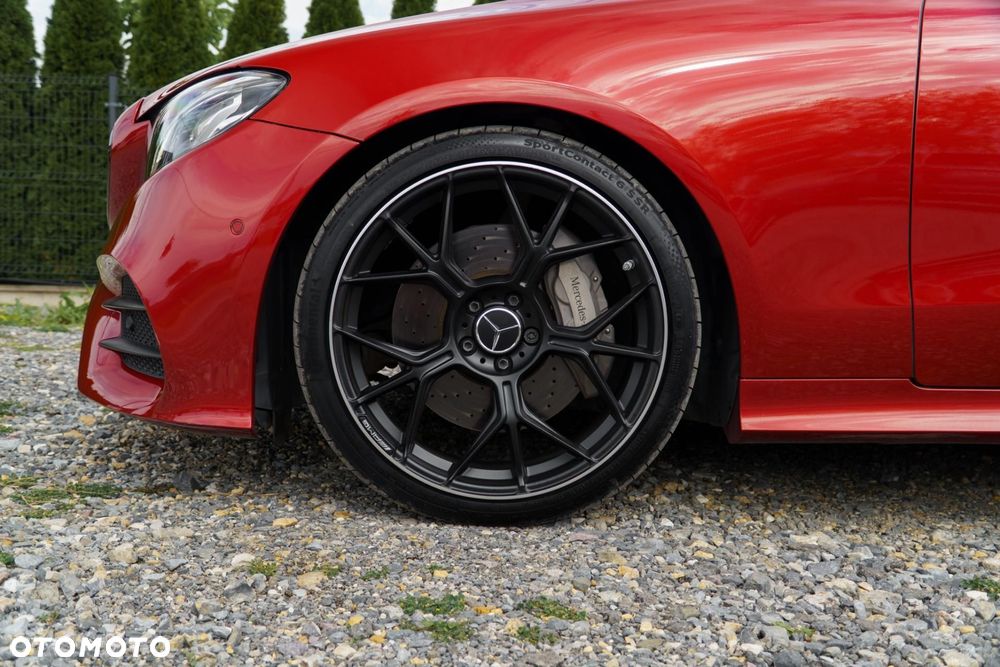 Mercedes-Benz Klasa E - 34
