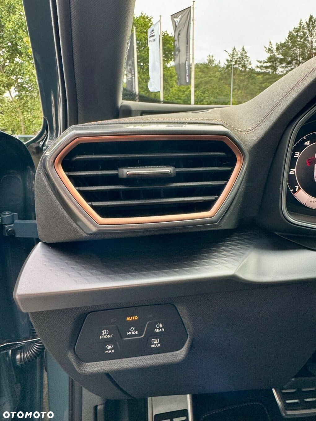 Cupra Formentor 1.5 eTSI mHEV DSG - 9