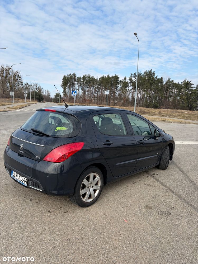 Peugeot 308 - 3