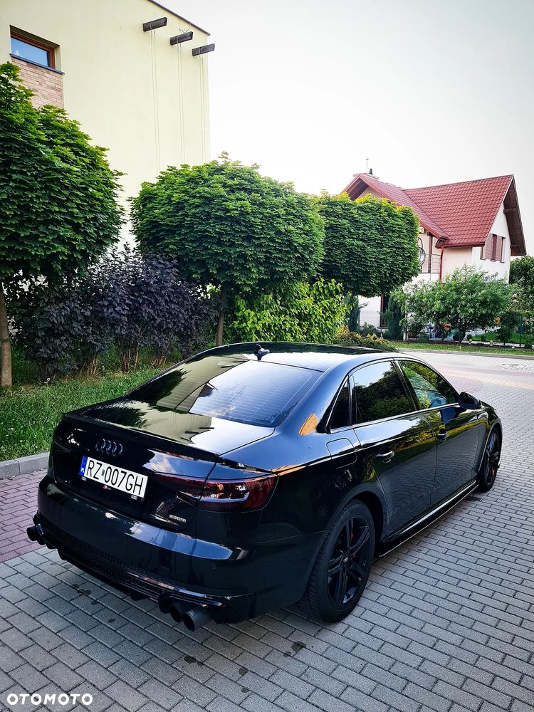 Audi A4 Limousine 2.0 TFSI quattro S tronic sport - 4