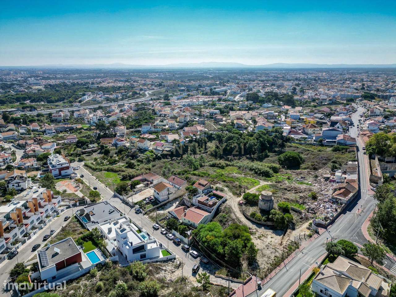 Propriedade urbana 21.116m2, 1.320m2 de construção, a 3km das praias d - Grande imagem: 4/33