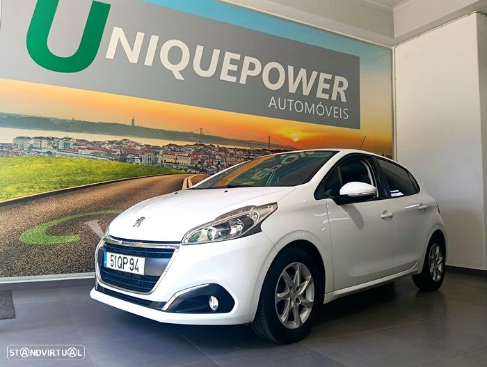 Peugeot 208 1.2 PureTech Style - 1