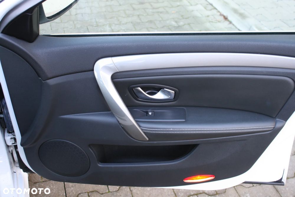 Renault Laguna 2.0 Authentique - 23