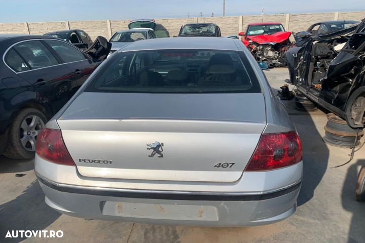 Usa fata dreapta Peugeot 407 1  [din 2004 pana  2010] seria Sedan 2.0 HDi AT (136 hp) - 3