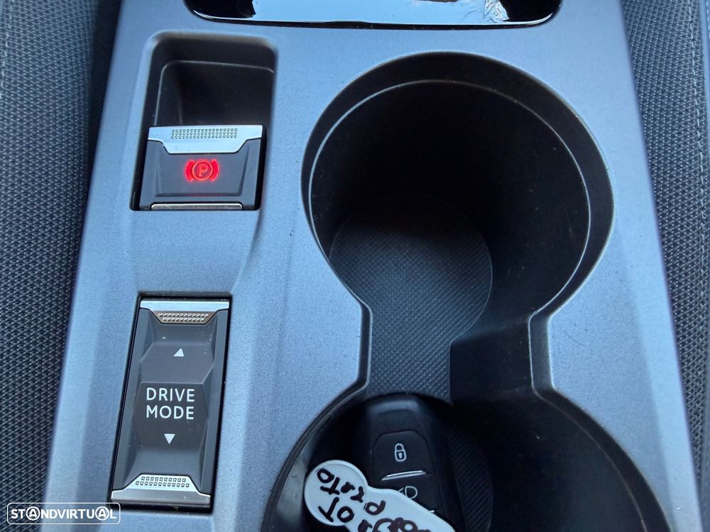 Peugeot e-2008 50 kWh Allure - 40