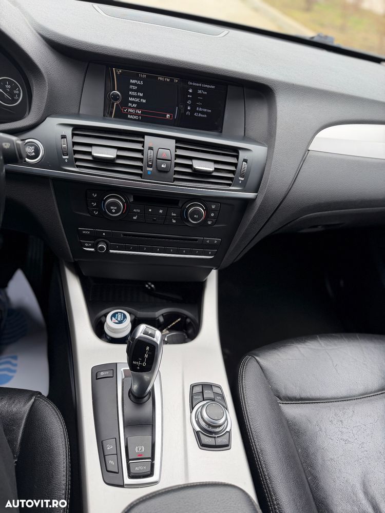 BMW X3 xDrive20d Aut. - 10