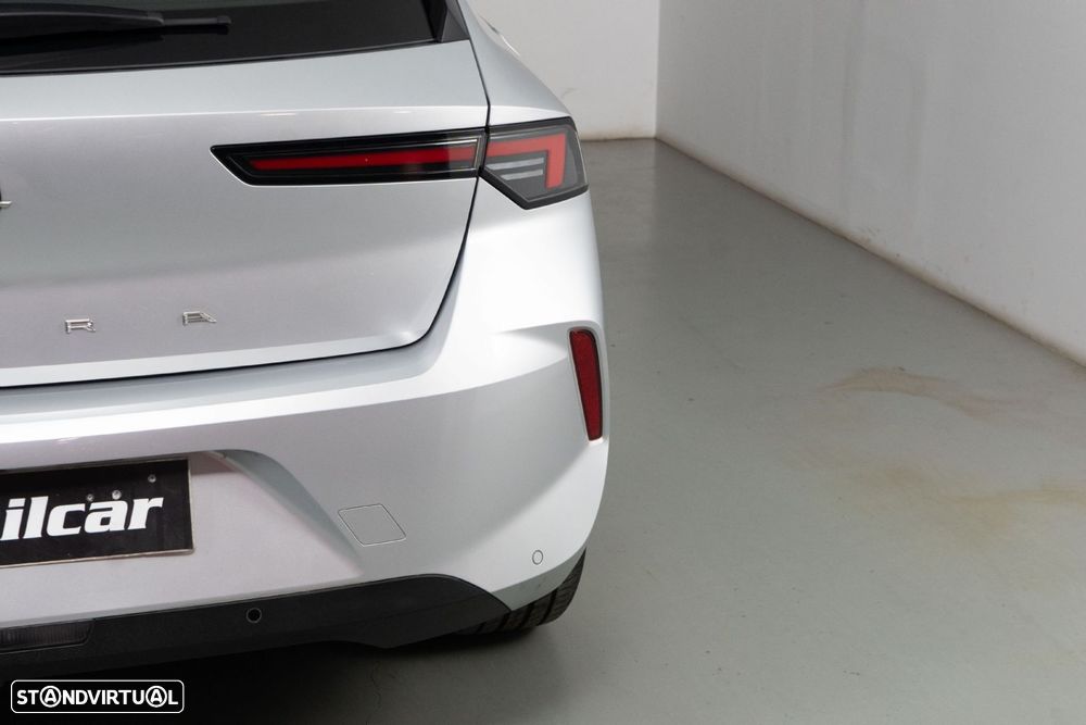 Opel Astra 1.2 T Edition Aut. - 17