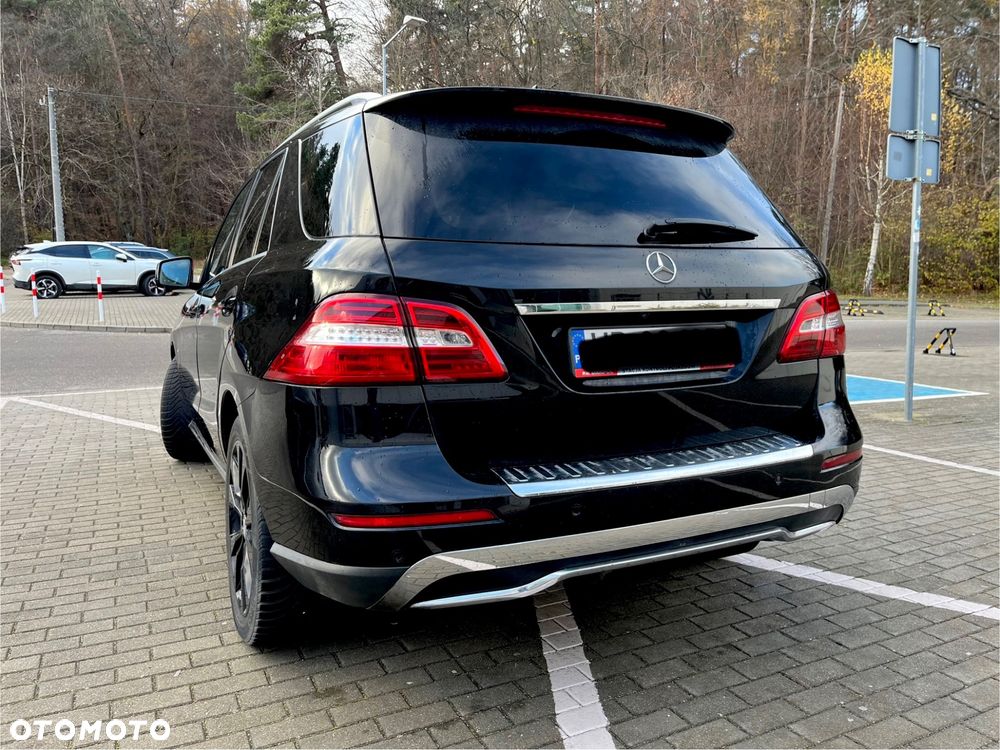 Mercedes-Benz ML 350 BlueTEC 4-Matic - 23