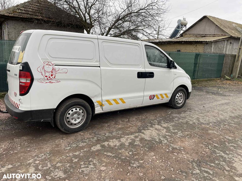 Hyundai H1 2010 photo 4
