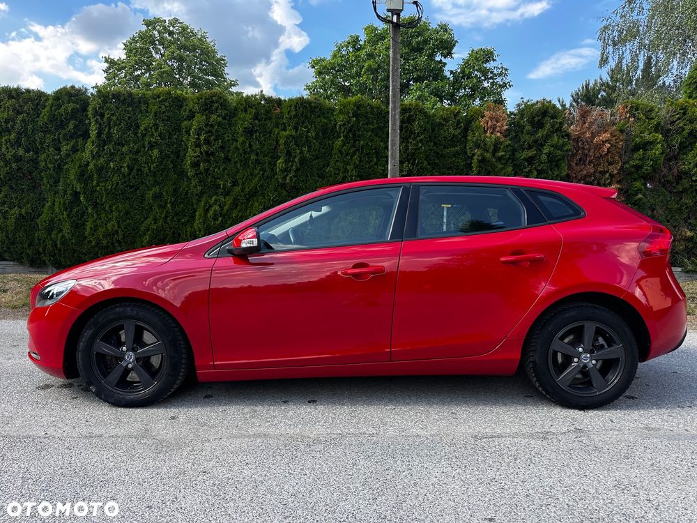 Volvo V40 D2 Momentum - 39
