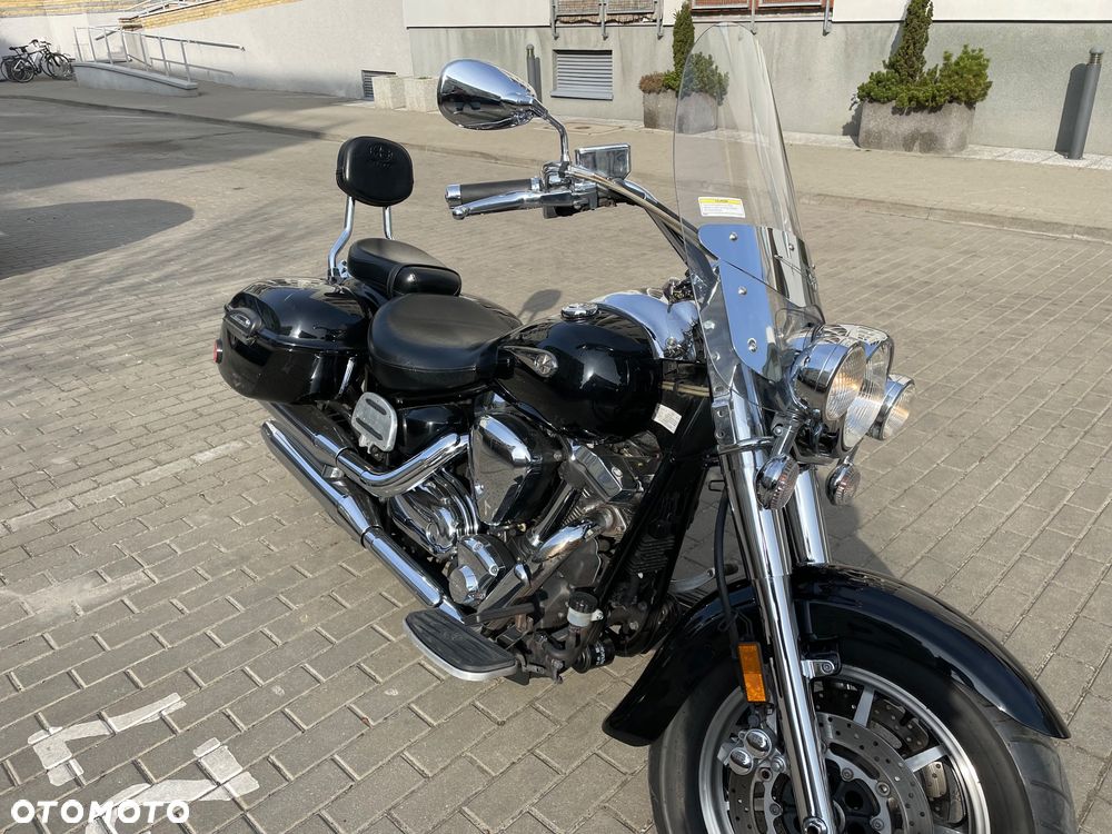 Yamaha Road Star - 11