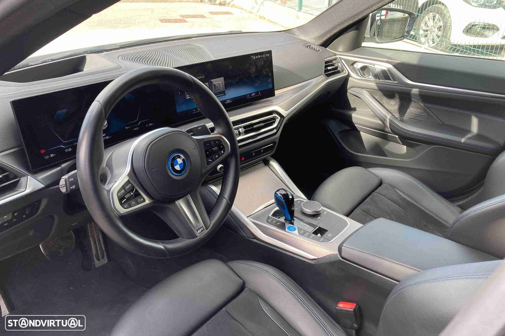 BMW i4 eDrive40 Desportiva M - 7