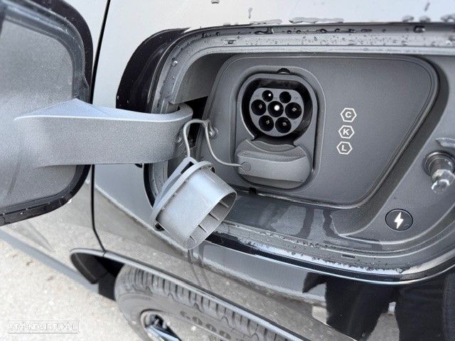 Volvo EX30 51 kWh Single Motor Black Edition - 13
