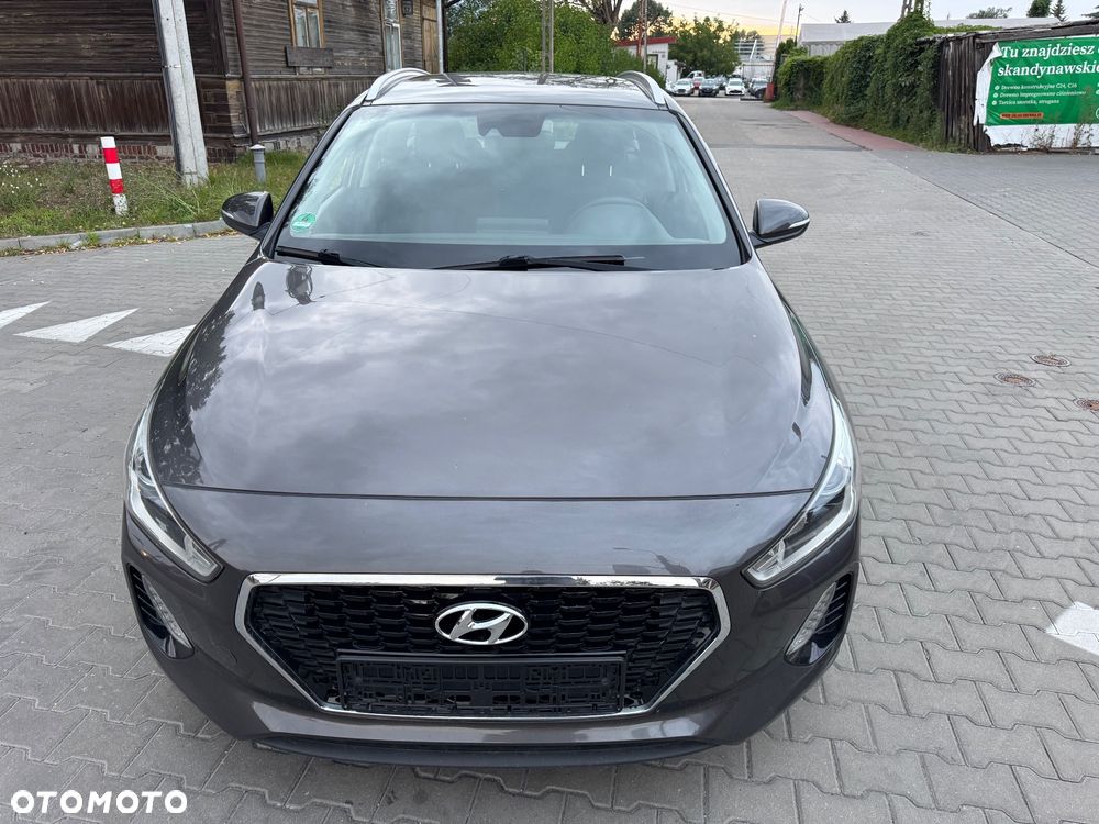 Hyundai i30 1.6 CRDI Passion Plus - 10