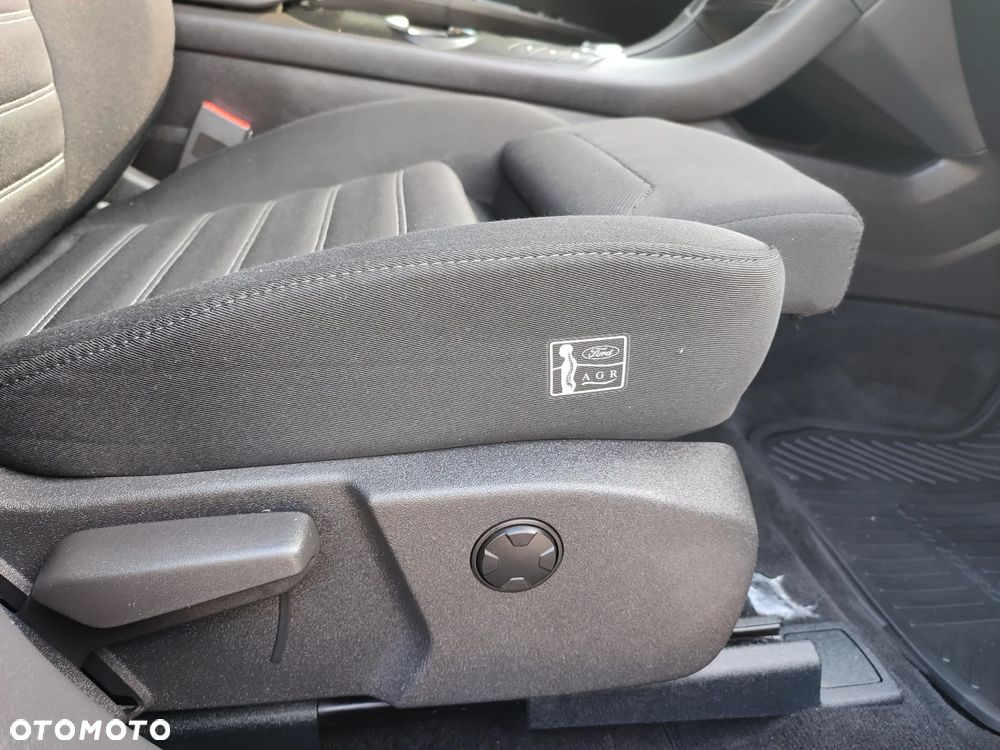 Ford Mondeo 2.0 EcoBlue Titanium - 15