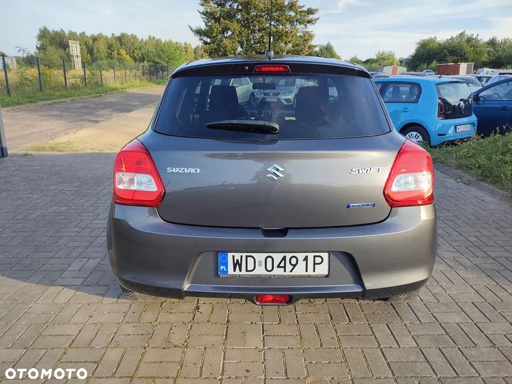 Suzuki Swift 1.2 SHVS Premium Plus - 4