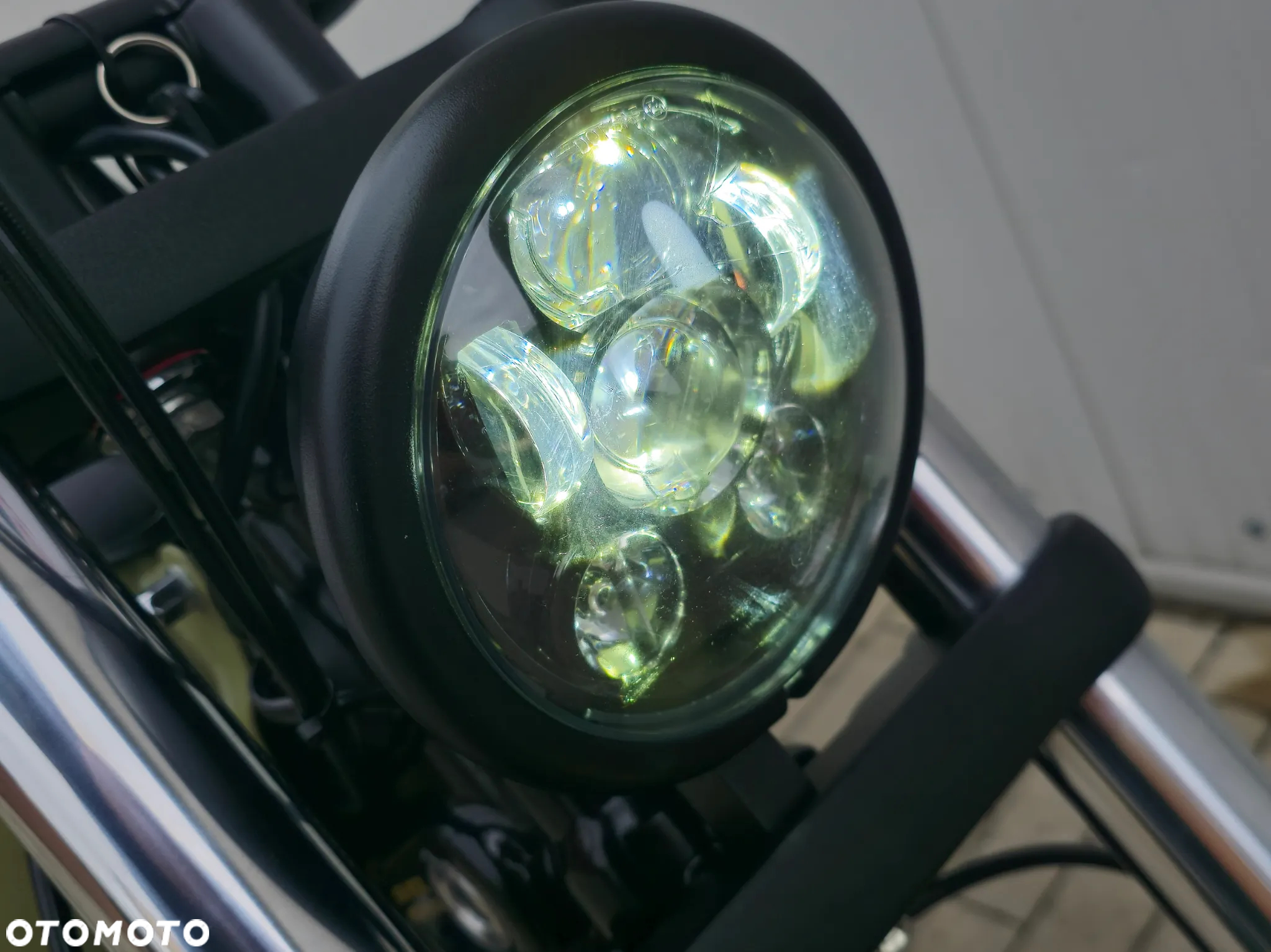 Harley-Davidson Dyna Street Bob - 9