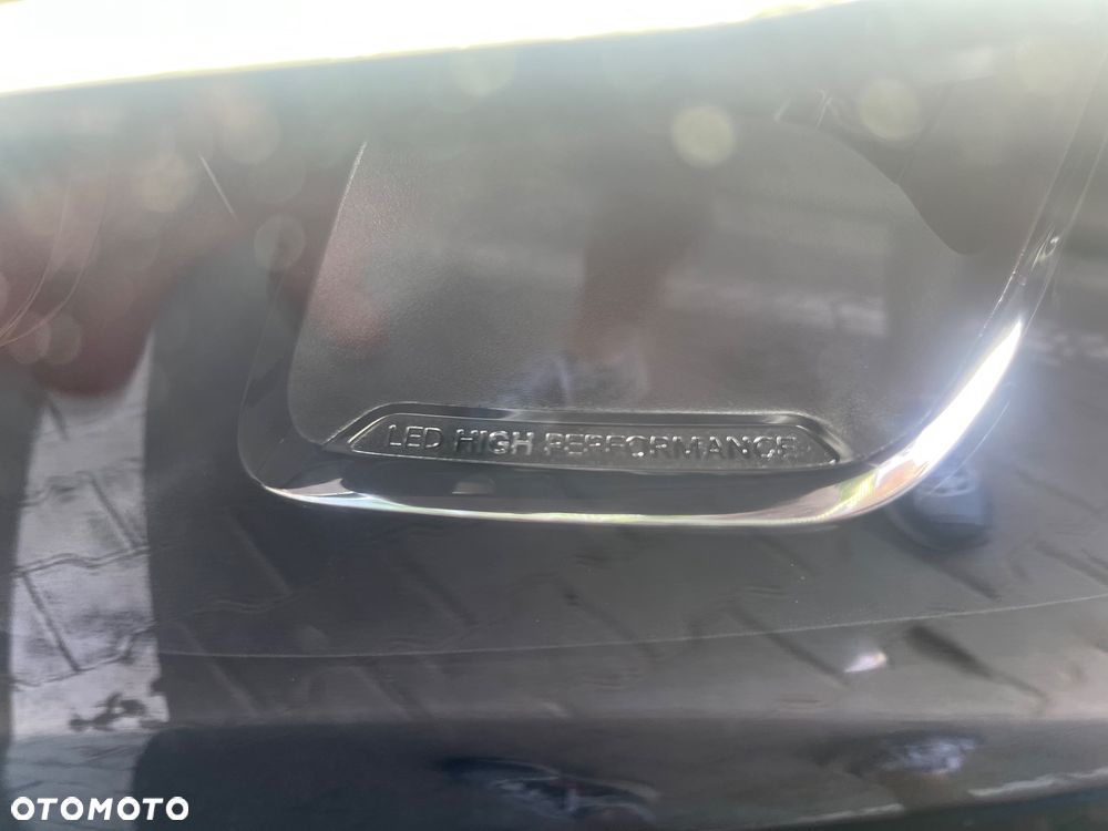 Mercedes-Benz Klasa B 200 d 8G-DCT - 32