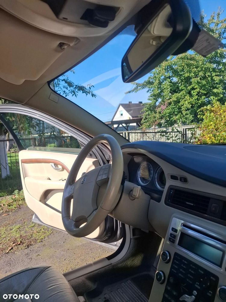 Volvo V70 - 9